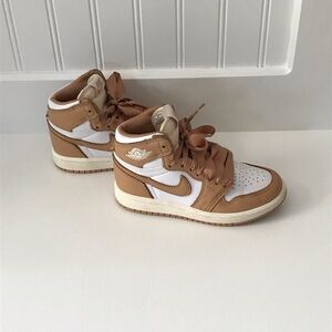 Nike Air Joran 1 little kids Praline and White High-Top Sneakers- ribbon laces